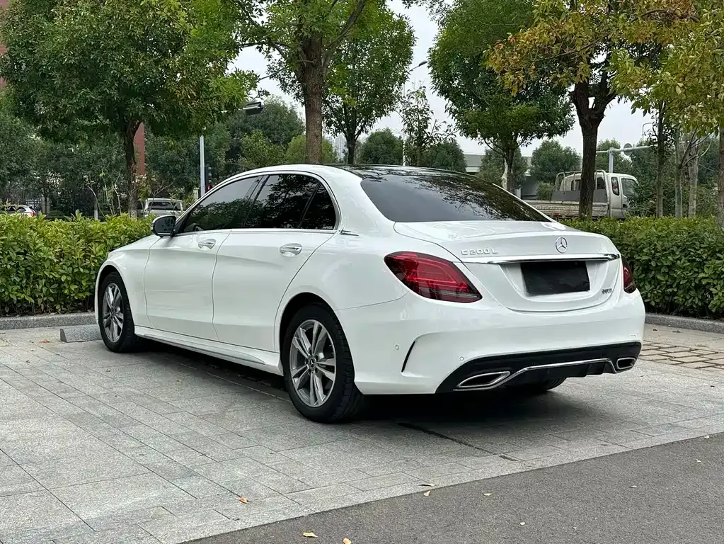 Mercedes-Benz C-Class — фото 10