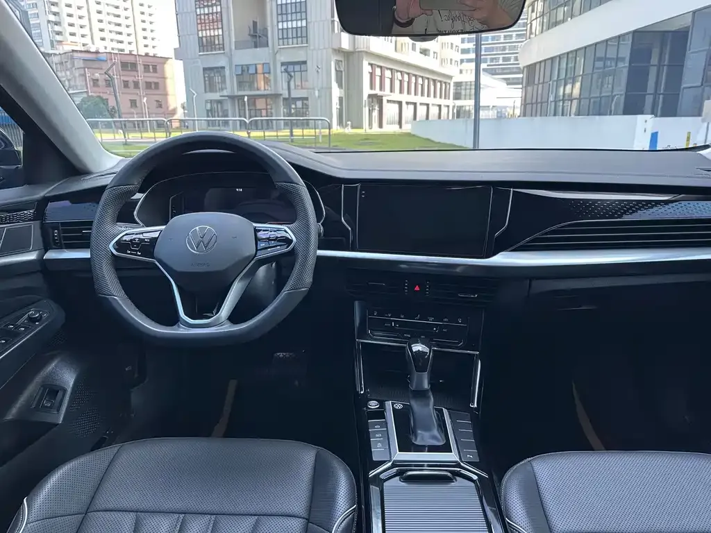Volkswagen Passat — фото 5