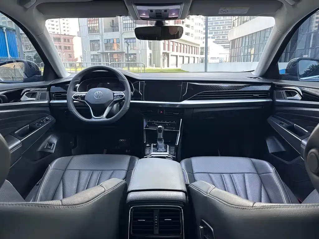 Volkswagen Passat — фото 6