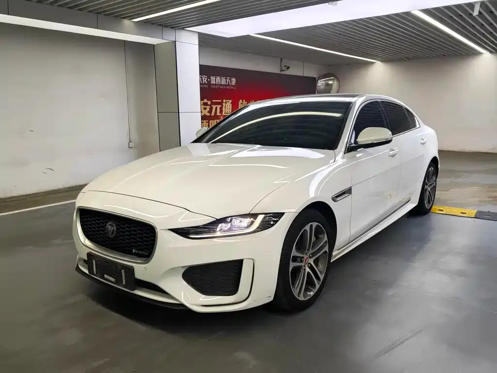 Jaguar XEL — фото 1
