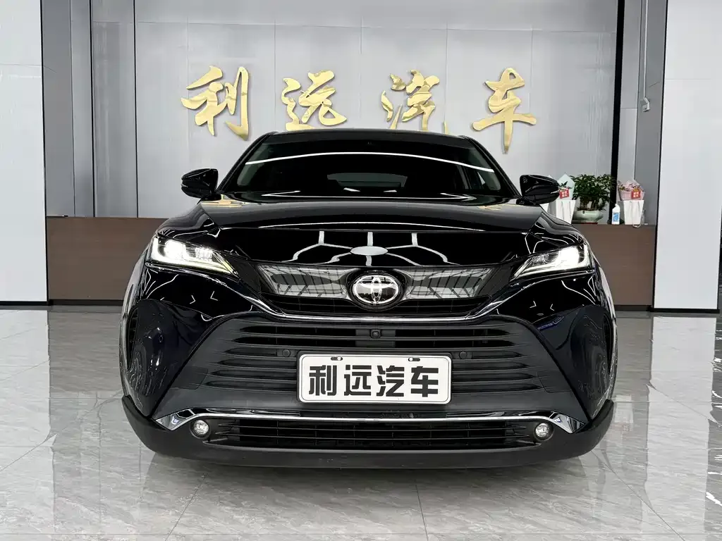 Toyota Harrier — фото 7