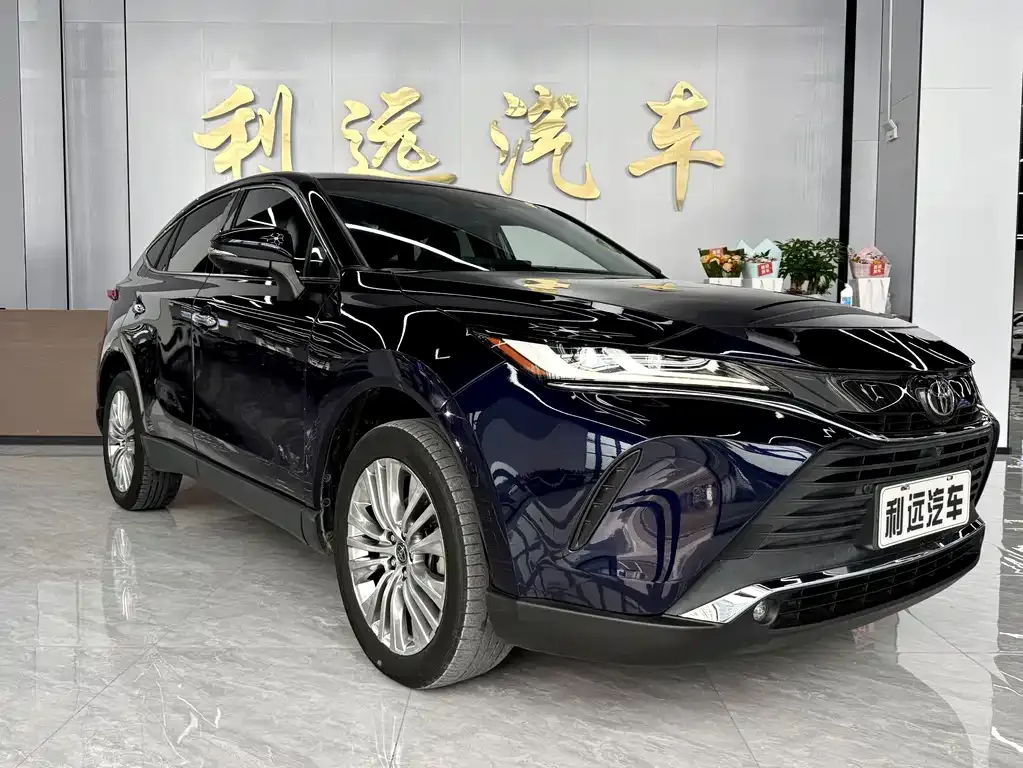 Toyota Harrier — фото 6