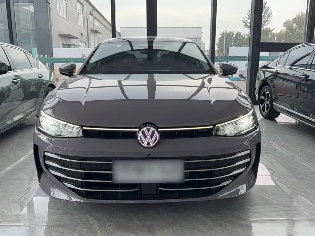 Volkswagen Passat — фото 4