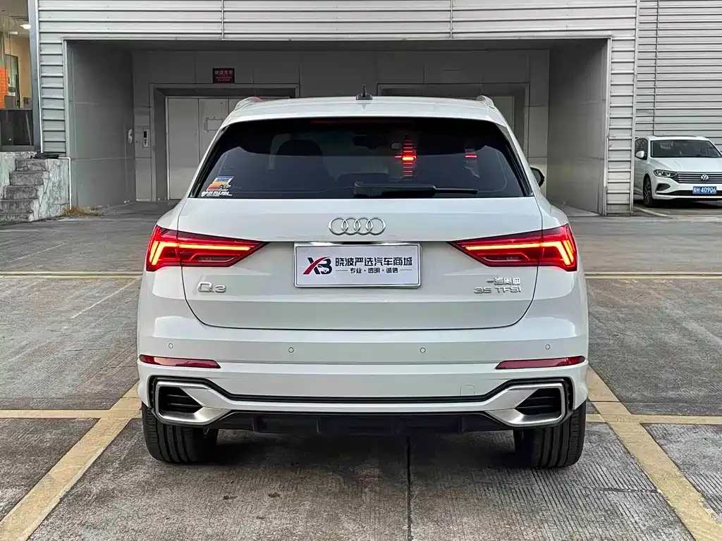 Audi Q3 — фото 7
