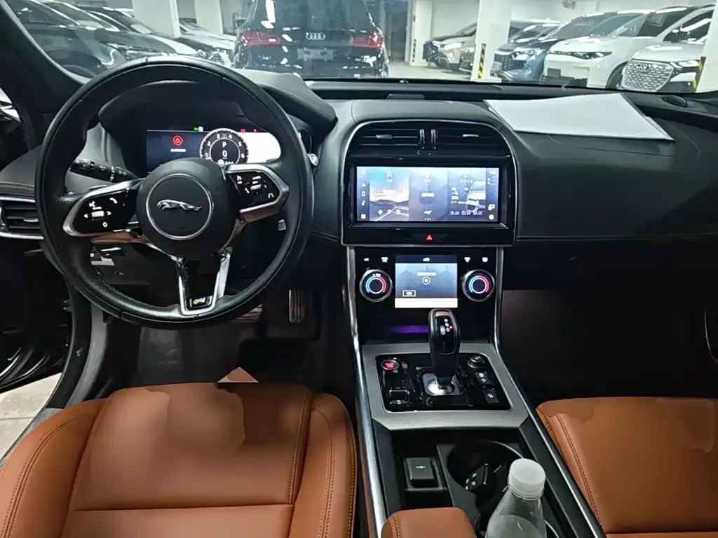 Jaguar XEL — фото 3