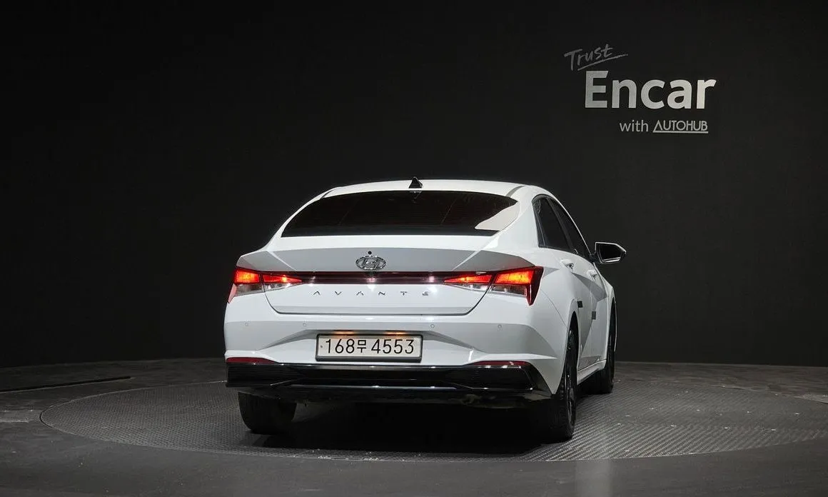 Hyundai AVANTE — фото 4