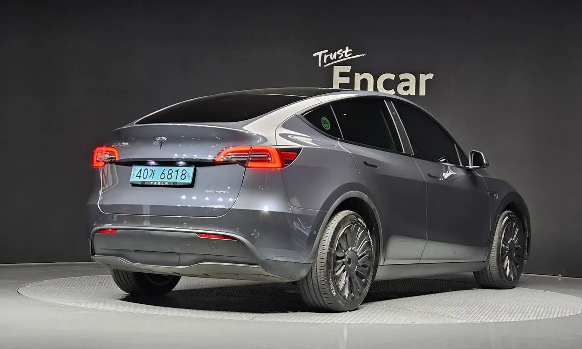 Tesla Model Y — фото 3