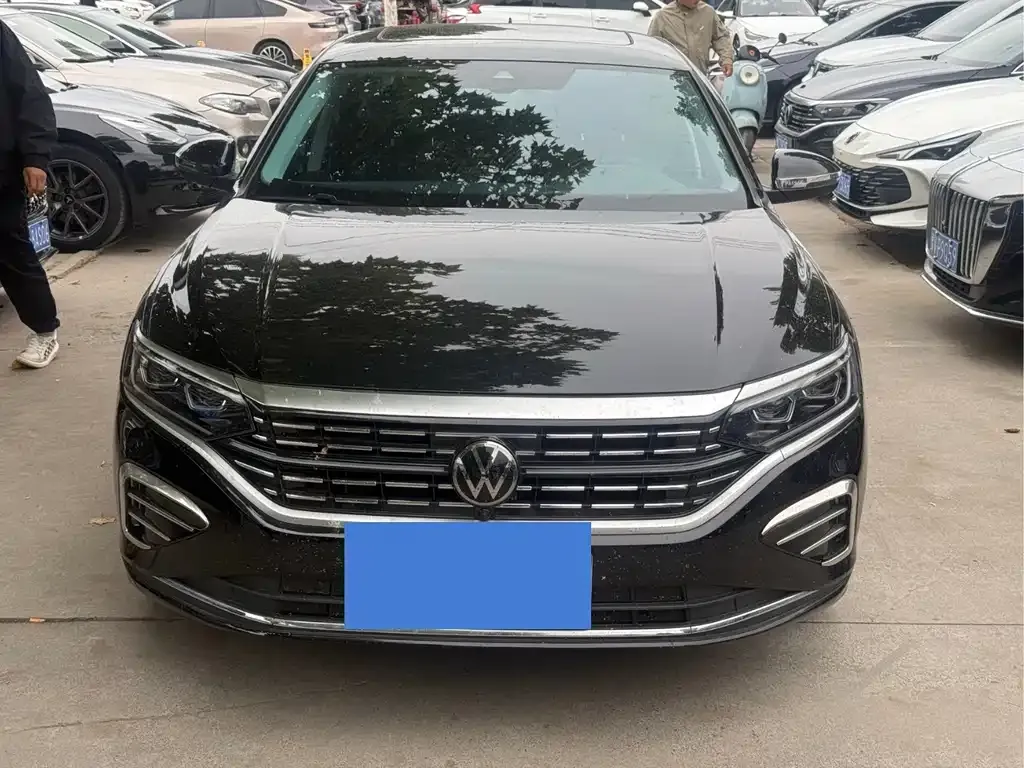 Volkswagen Passat — фото 3