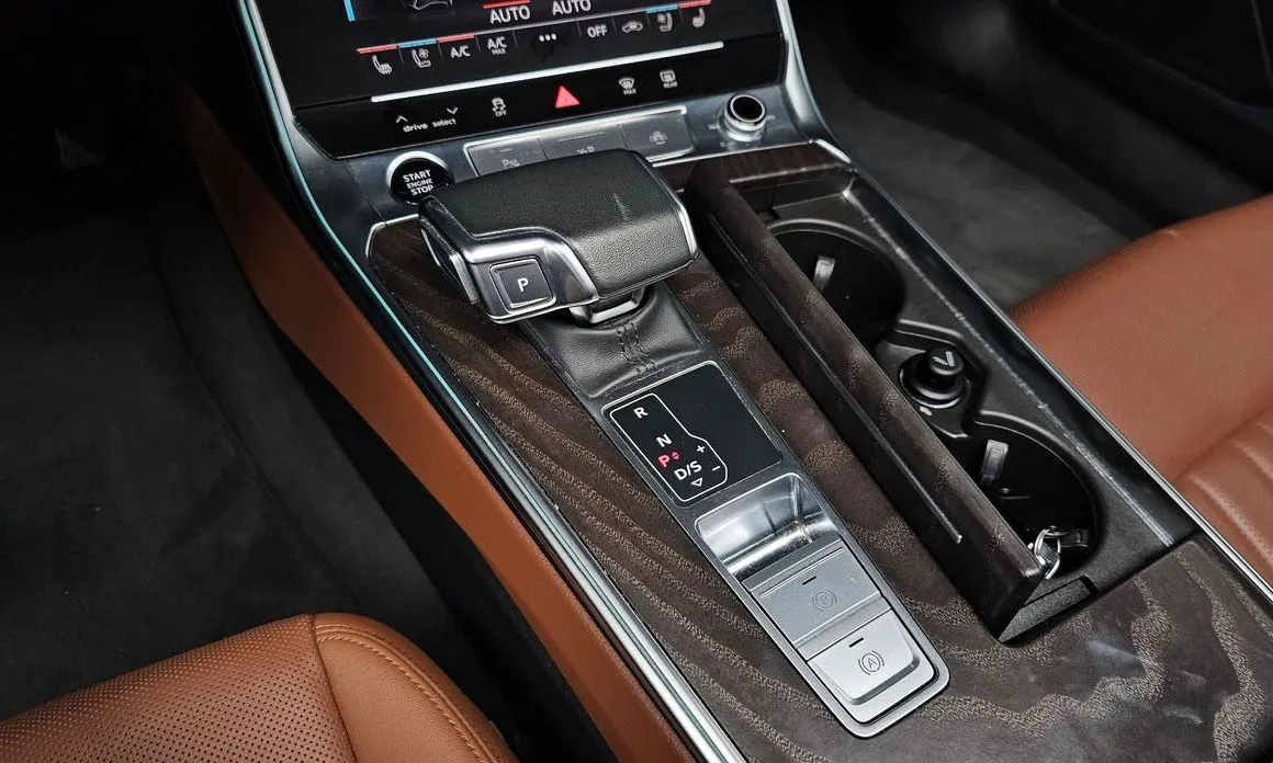 Audi A6 — фото 6