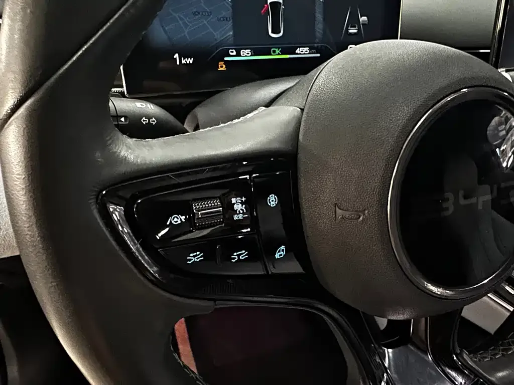 BYD Seal — фото 2