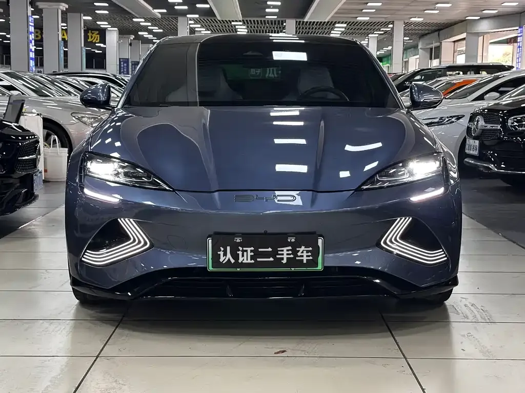 BYD Seal — фото 4
