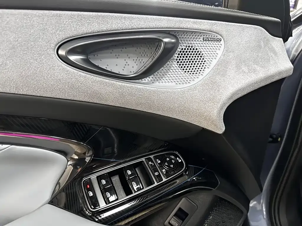BYD Seal — фото 10