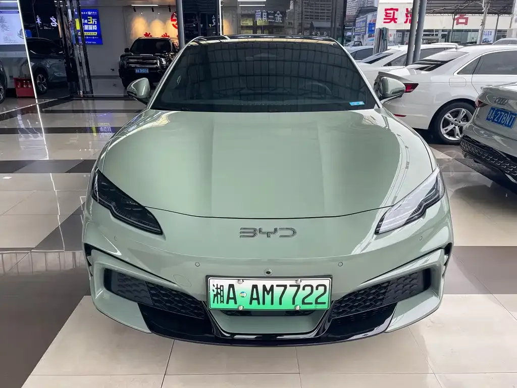BYD Seal 06GT — фото 1