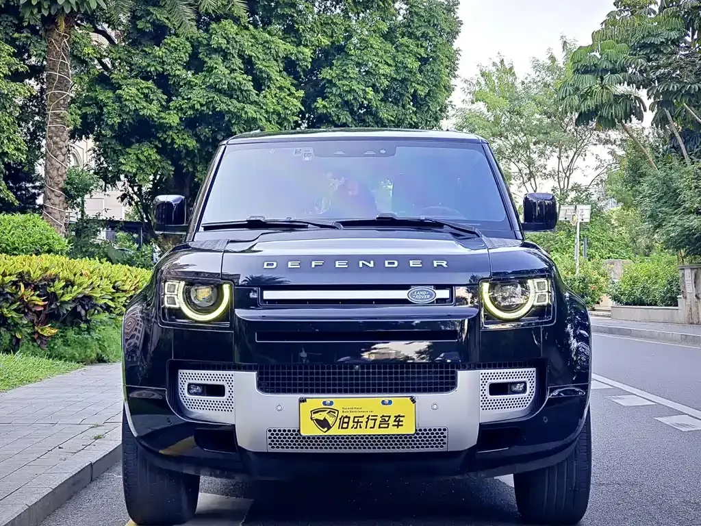 Land Rover Defender — фото 6