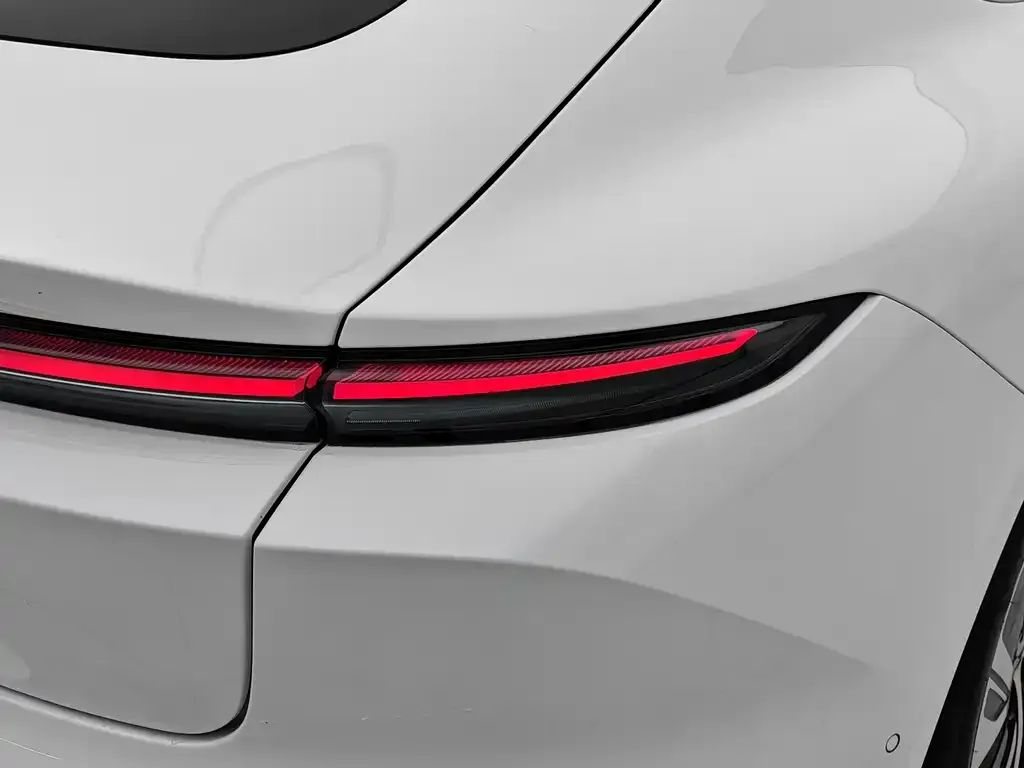 NIO ET5 — фото 3