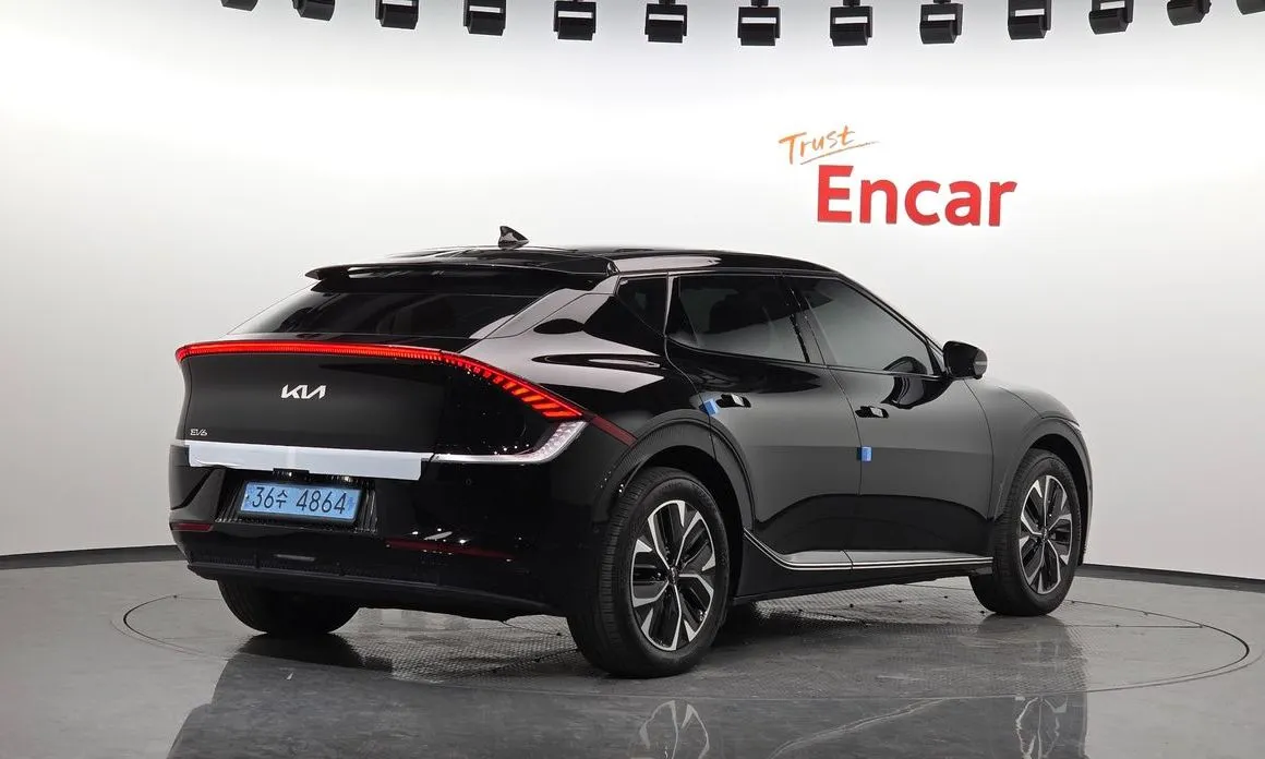 Kia EV6 — фото 7