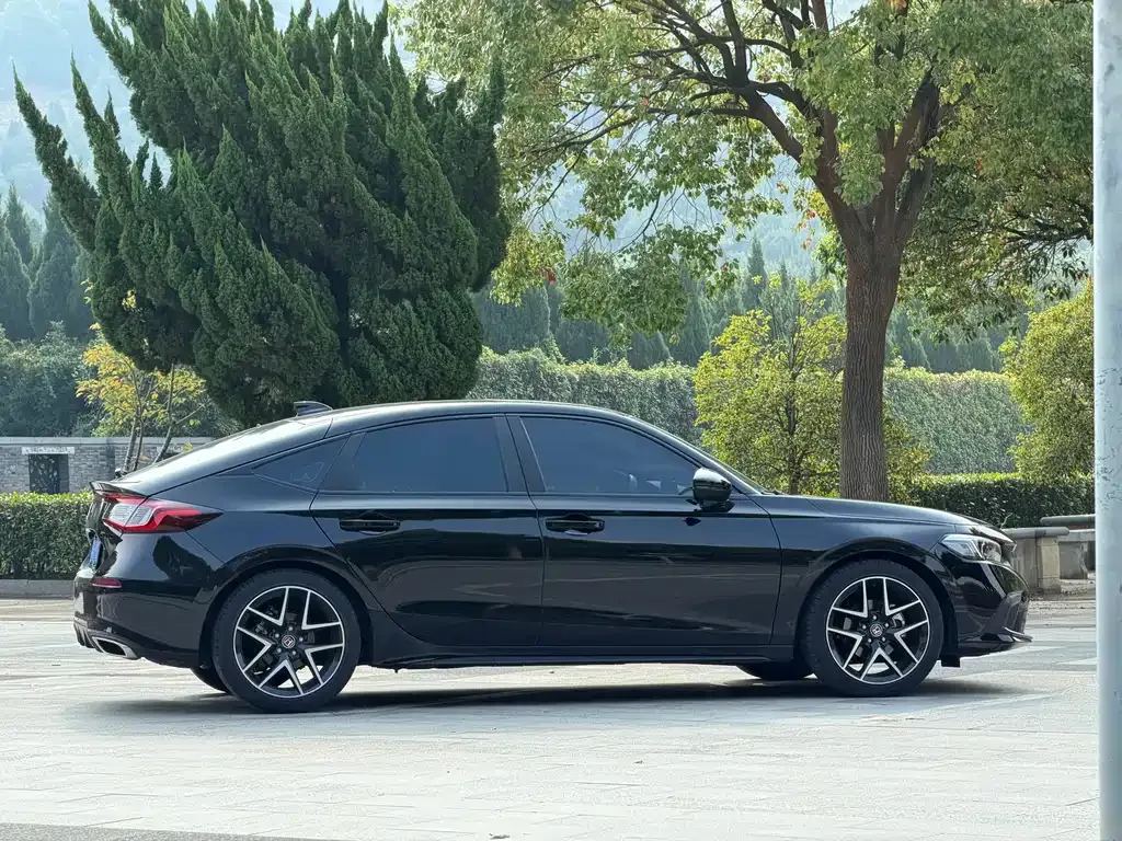 Honda Civic — фото 7