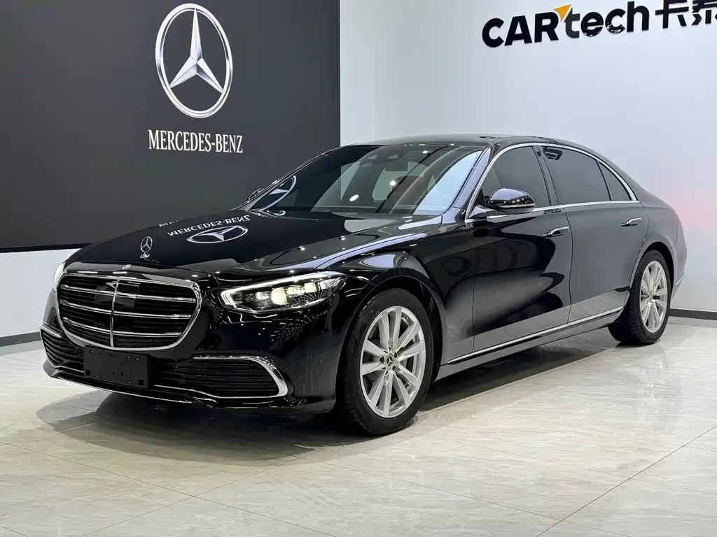 Mercedes-Benz S-Class — фото 1