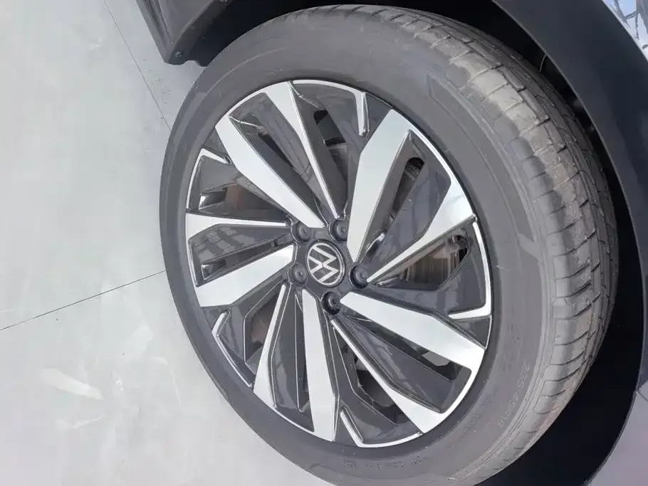 Volkswagen Passat — фото 2