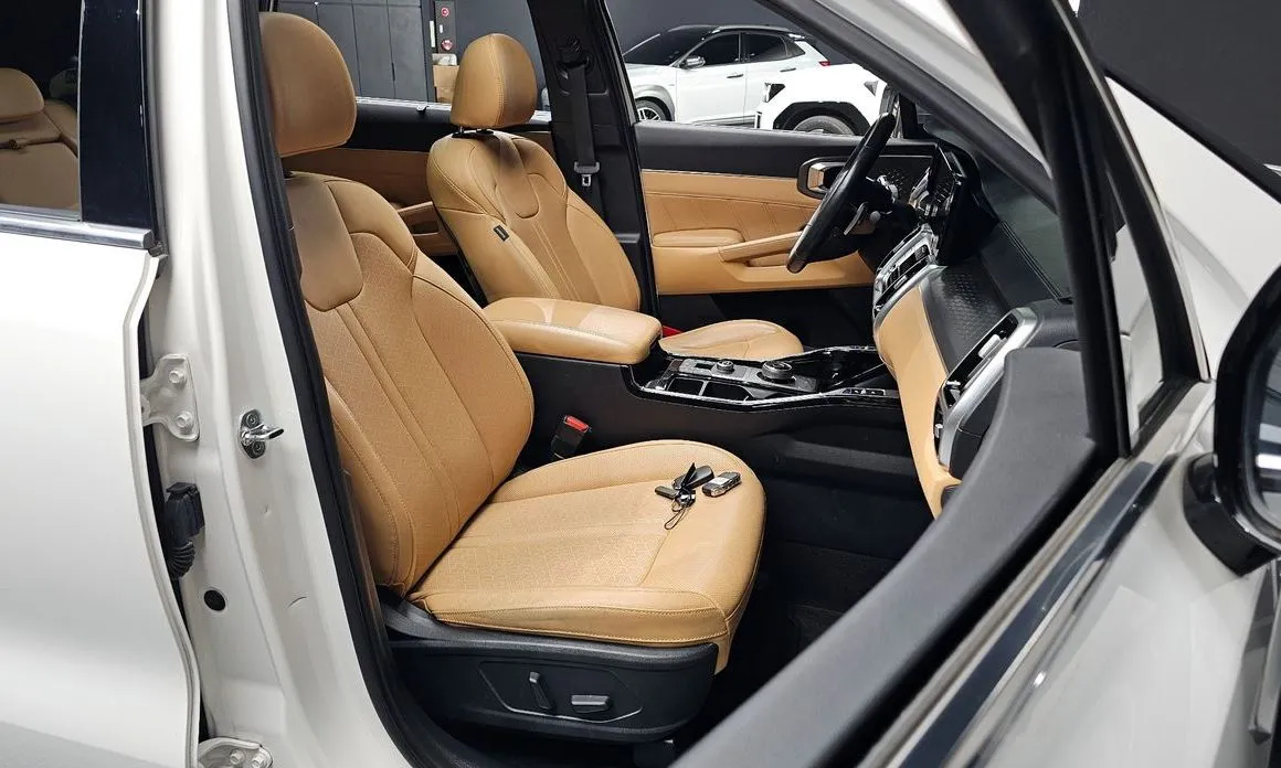 Kia Sorento — фото 6