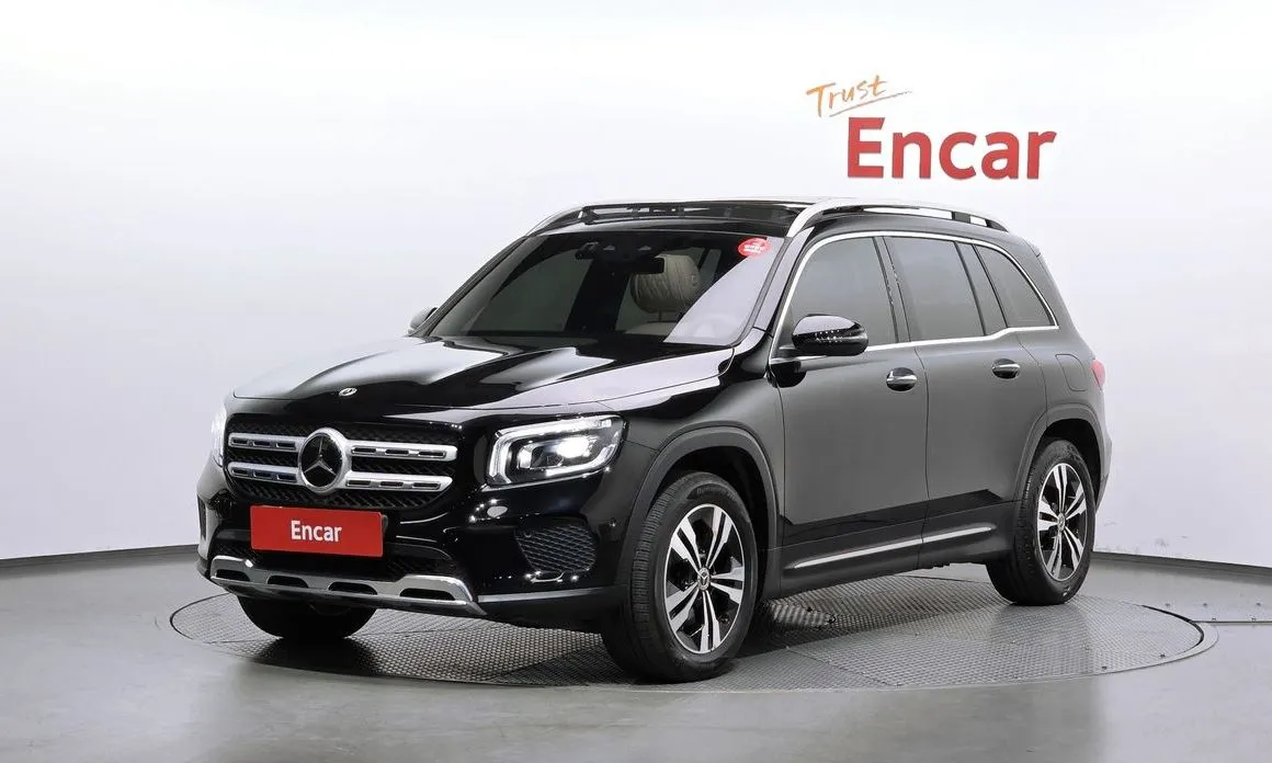Mercedes-Benz GLB-Class — фото 1