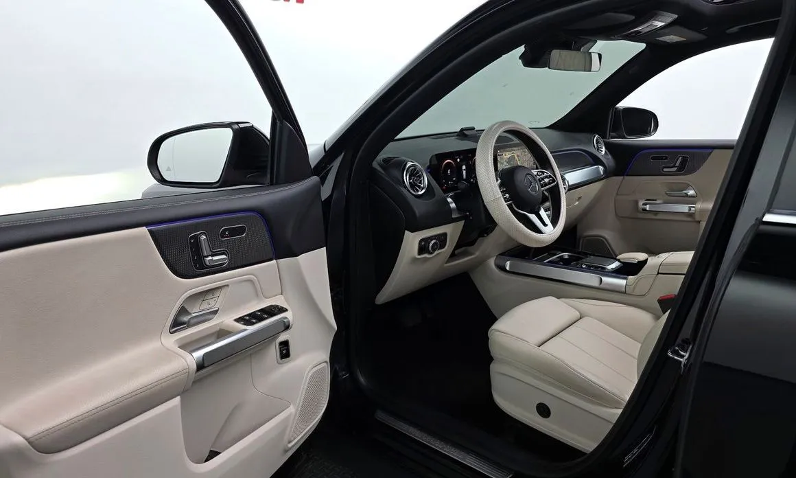 Mercedes-Benz GLB-Class — фото 4