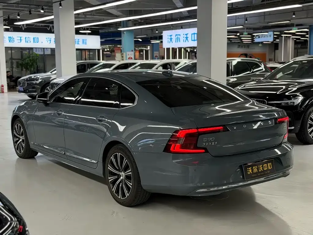 Volvo S90 — фото 5