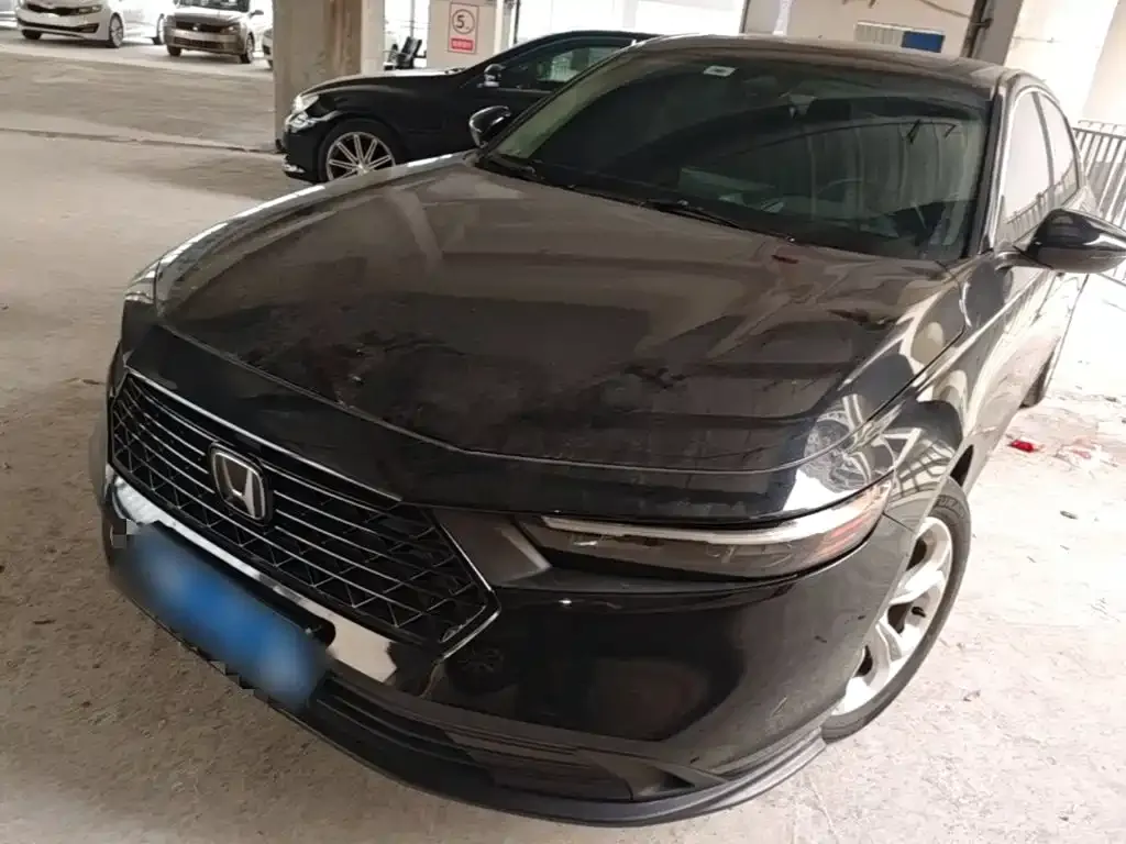 Honda Accord — фото 10