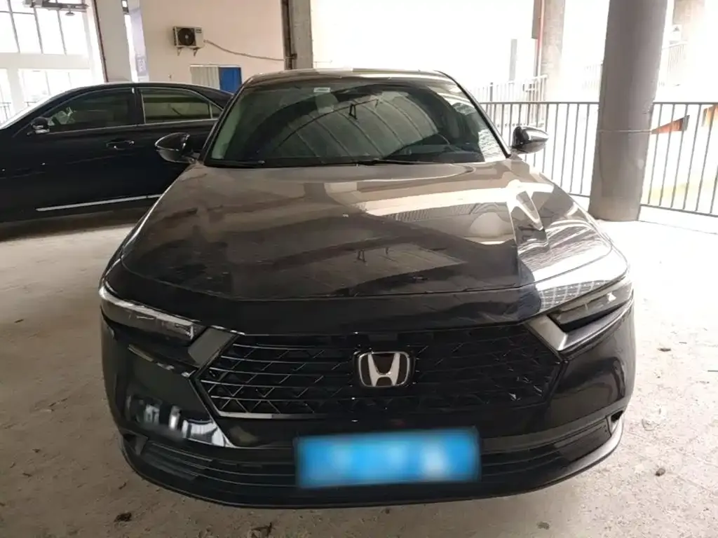 Honda Accord — фото 9