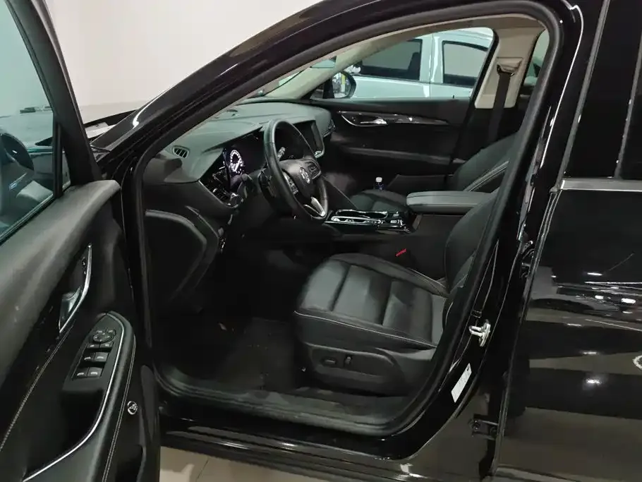 Buick Envision Plus — фото 10