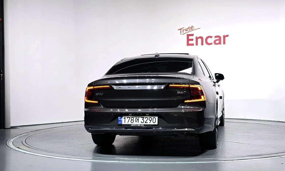 Volvo S90 — фото 5