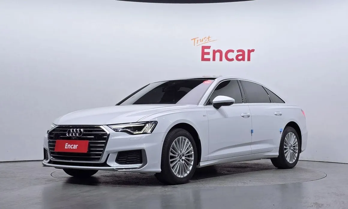 Audi A6 — фото 1