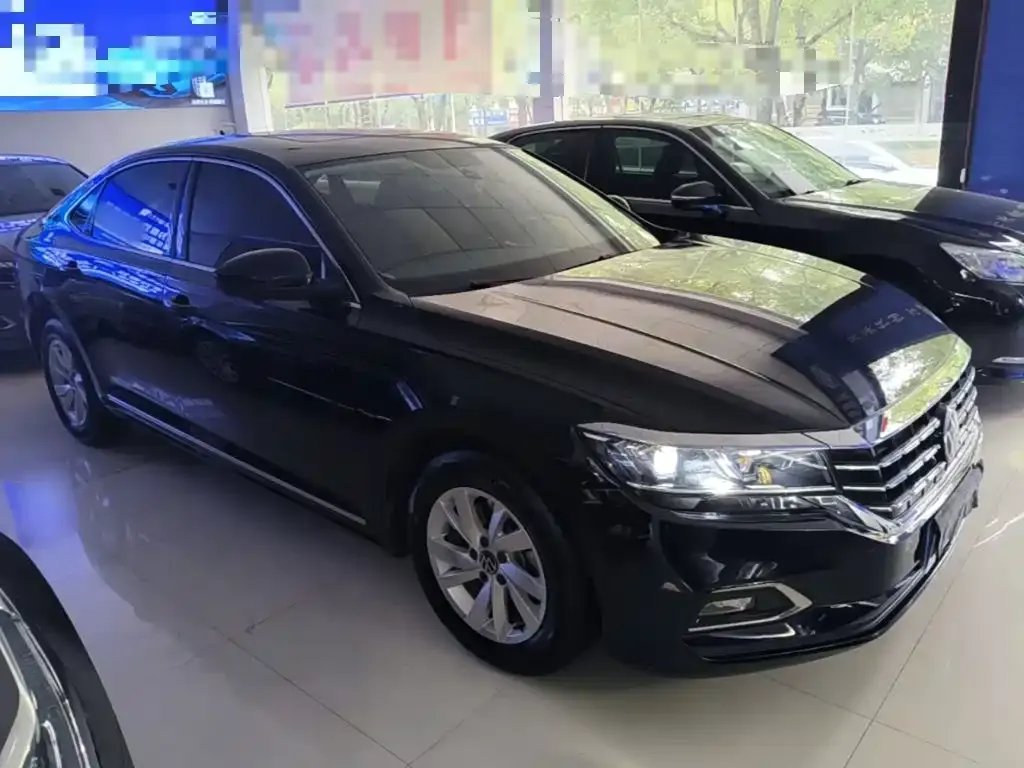 Volkswagen Passat — фото 6