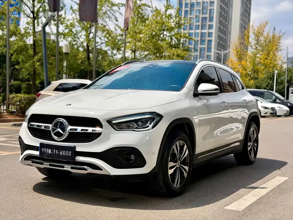 Mercedes-Benz GLA — фото 8