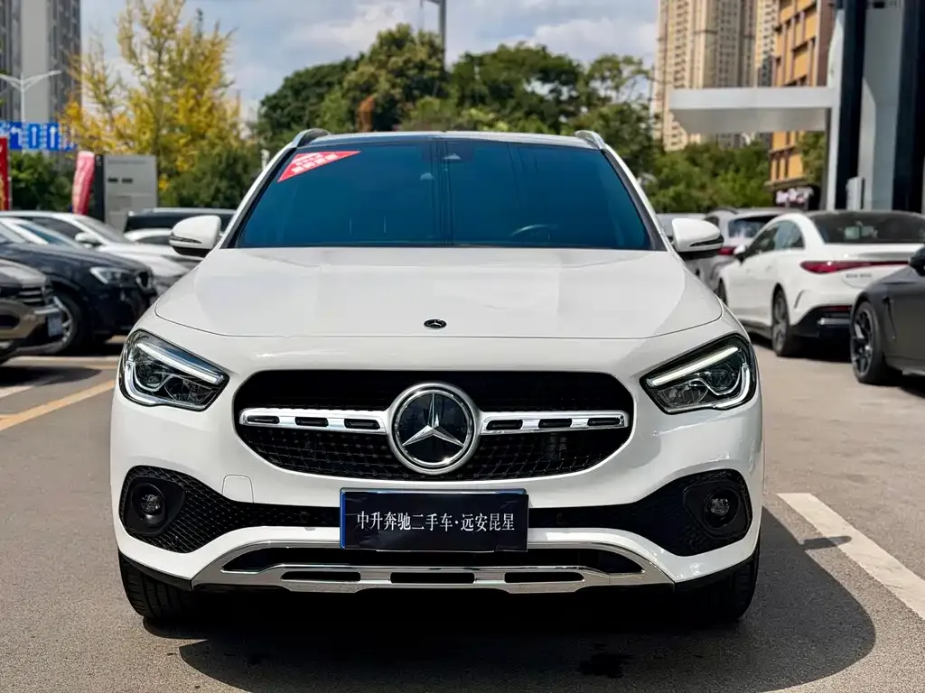 Mercedes-Benz GLA — фото 9