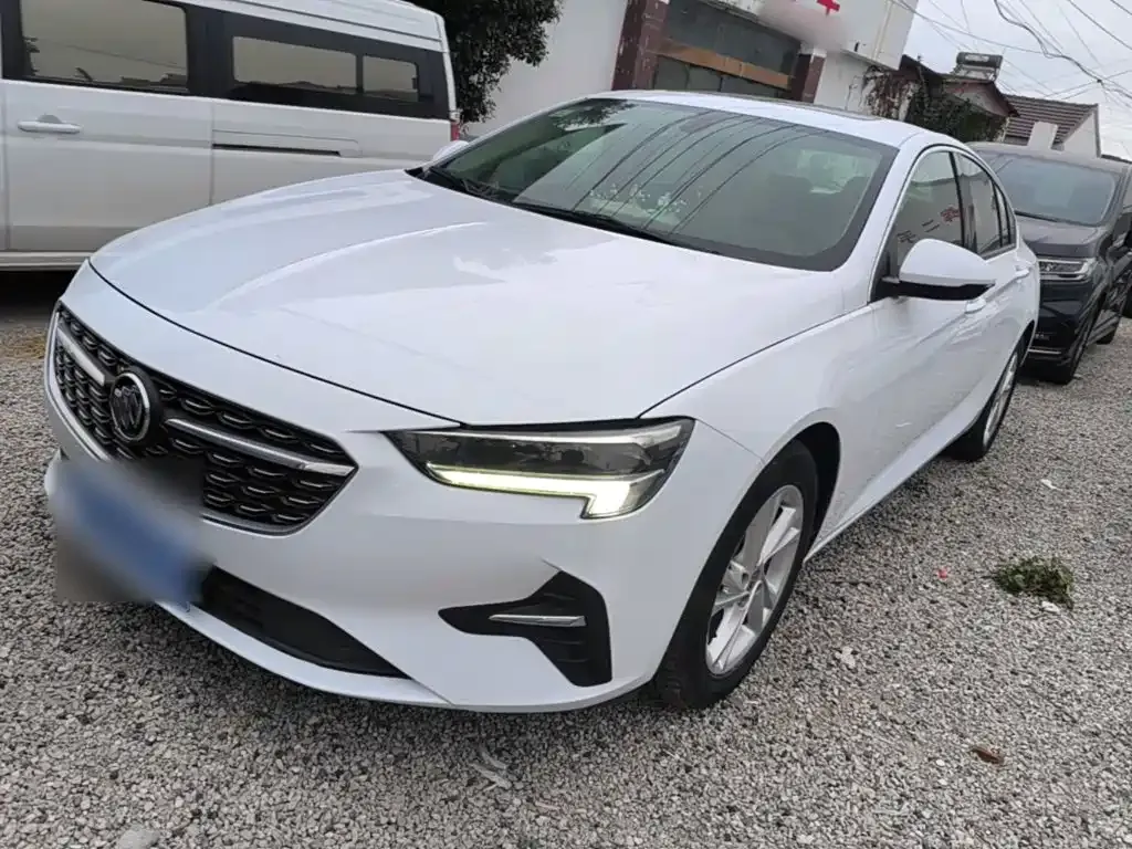 Buick Regal — фото 1