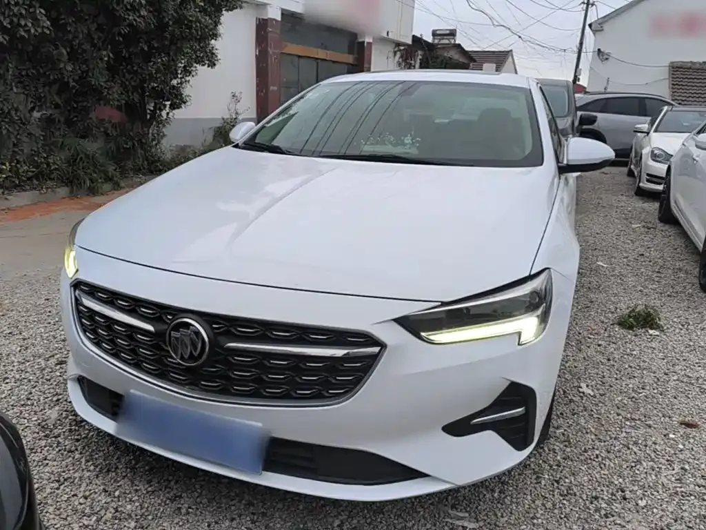 Buick Regal — фото 8