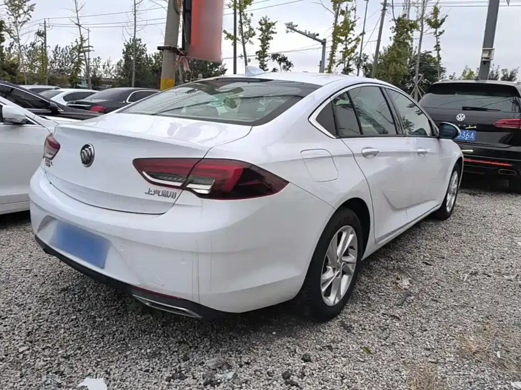 Buick Regal — фото 7