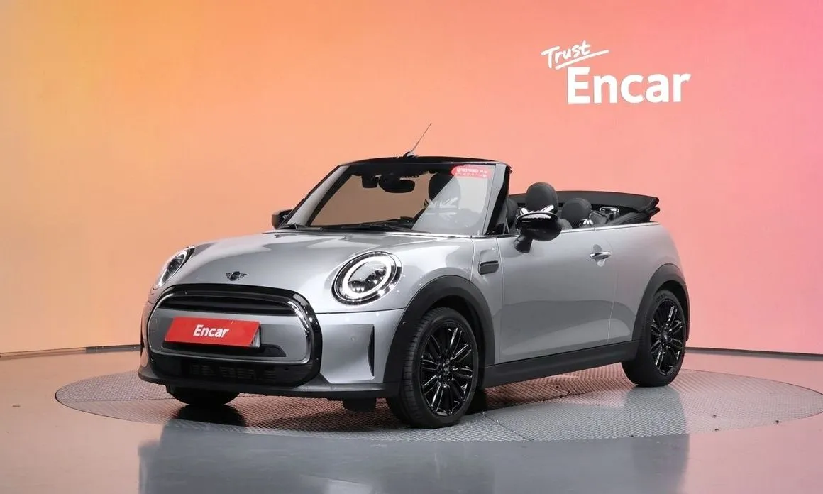 Mini Cooper Convertible — фото 1