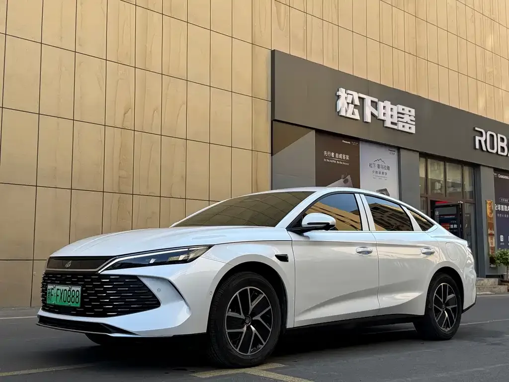 BYD Qin L — фото 1