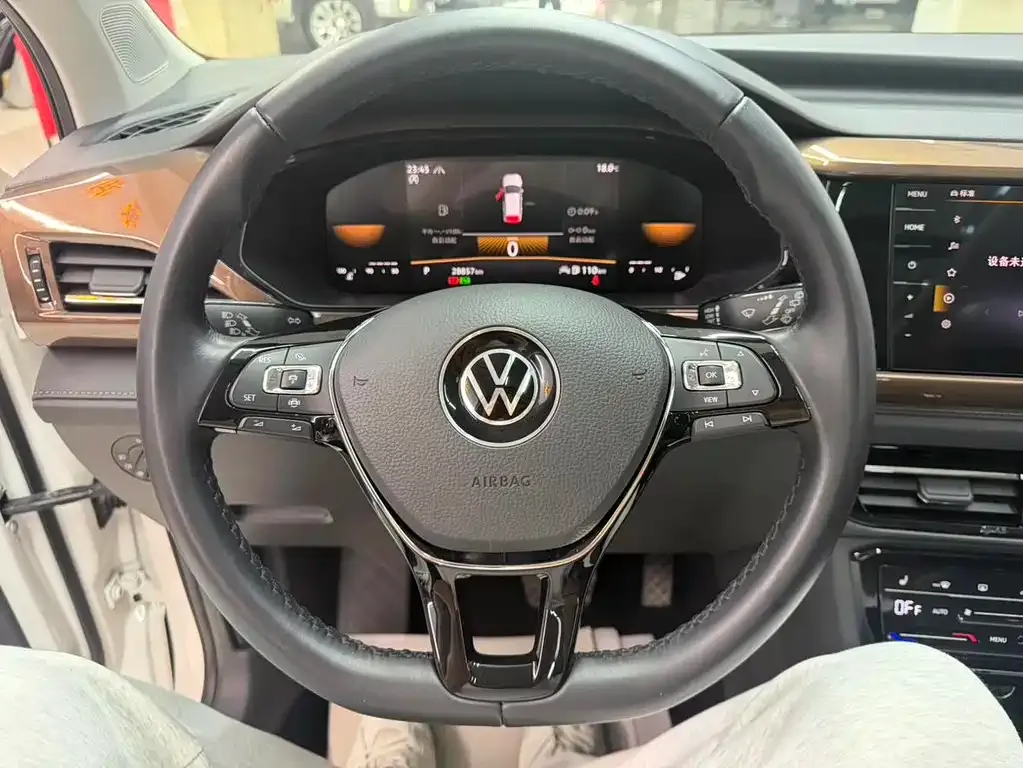 Volkswagen Tharu — фото 10