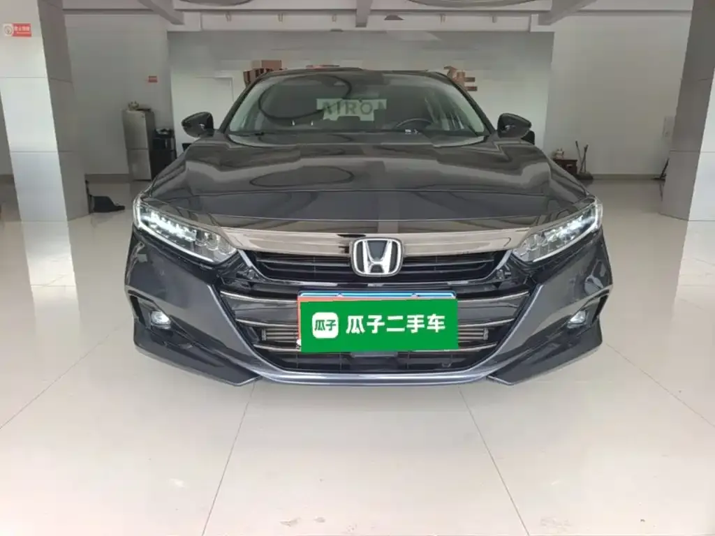 Honda Accord — фото 5