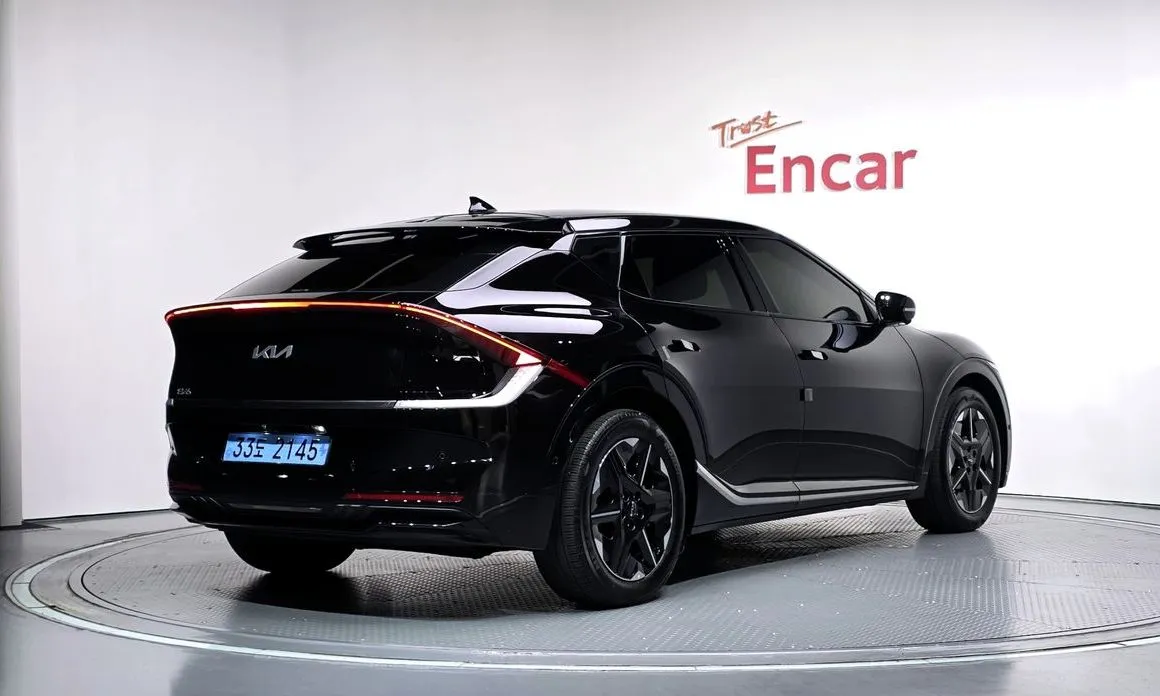 Kia EV6 — фото 6