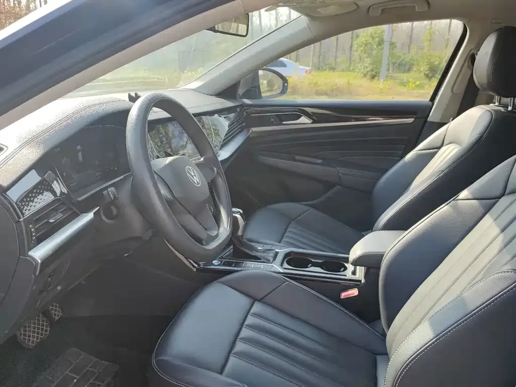 Volkswagen Passat — фото 4
