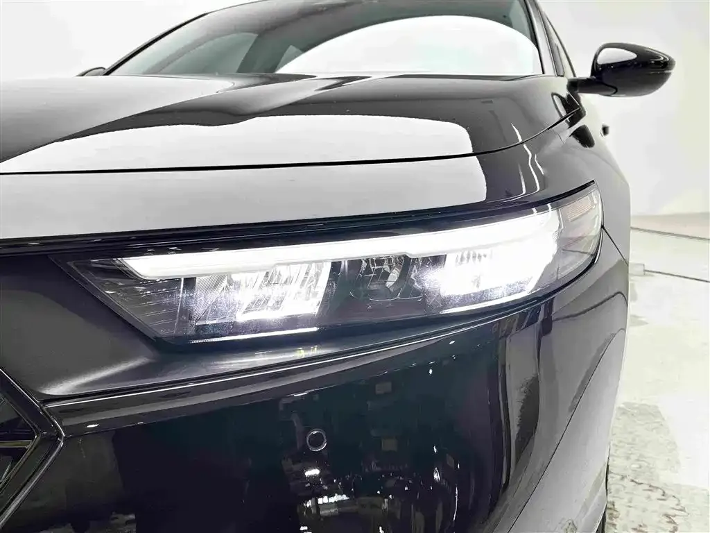 Honda Accord — фото 4