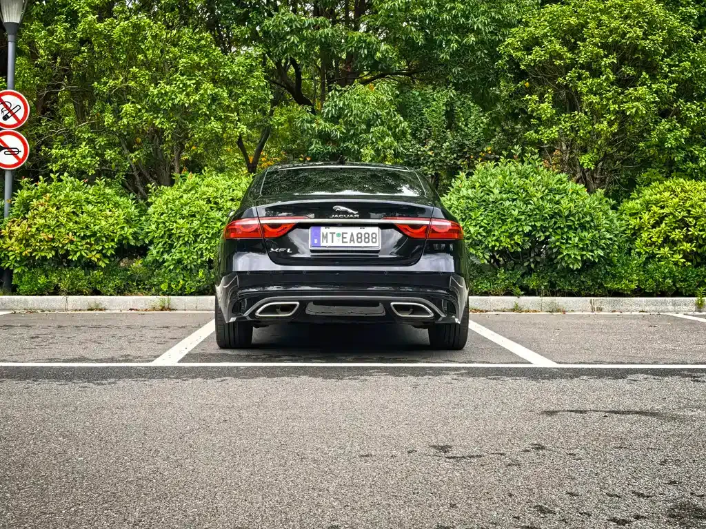 Jaguar XFL — фото 10