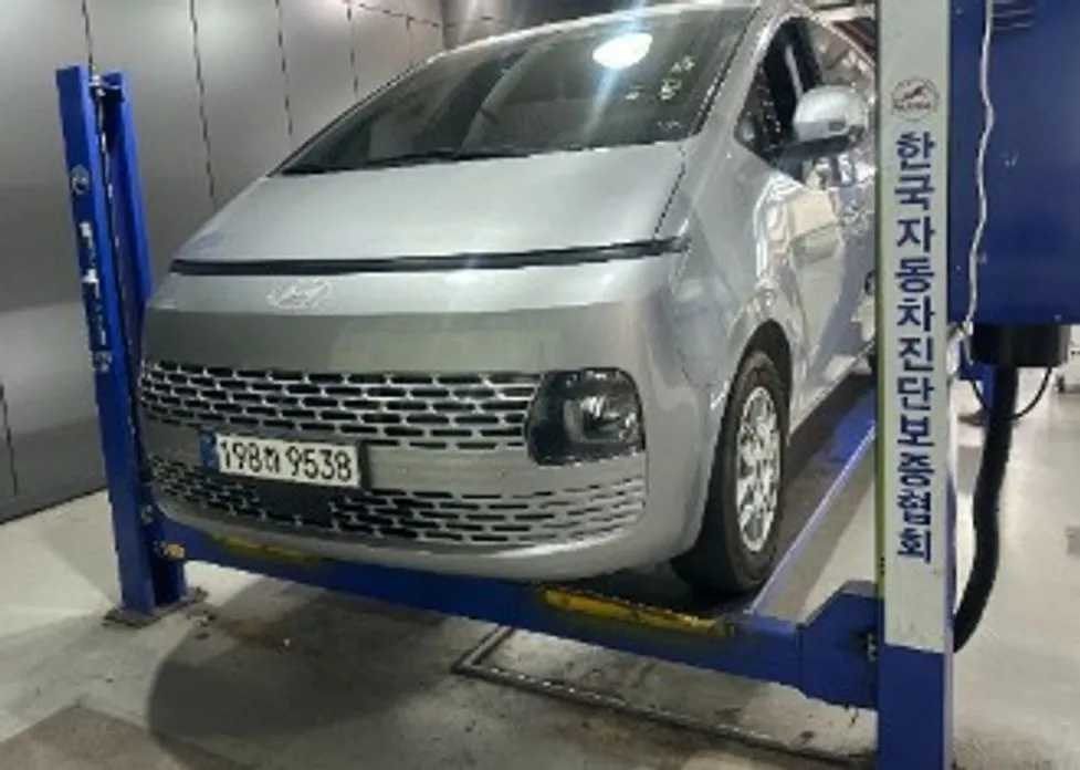 Hyundai Staria — фото 1