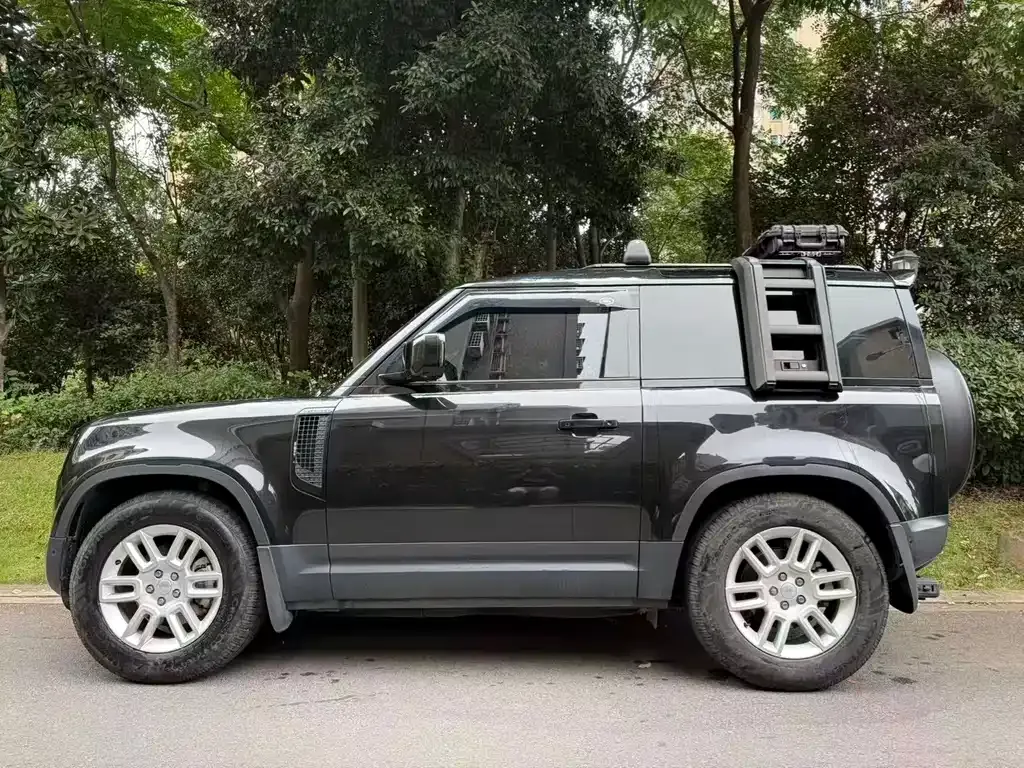 Land Rover Defender — фото 9