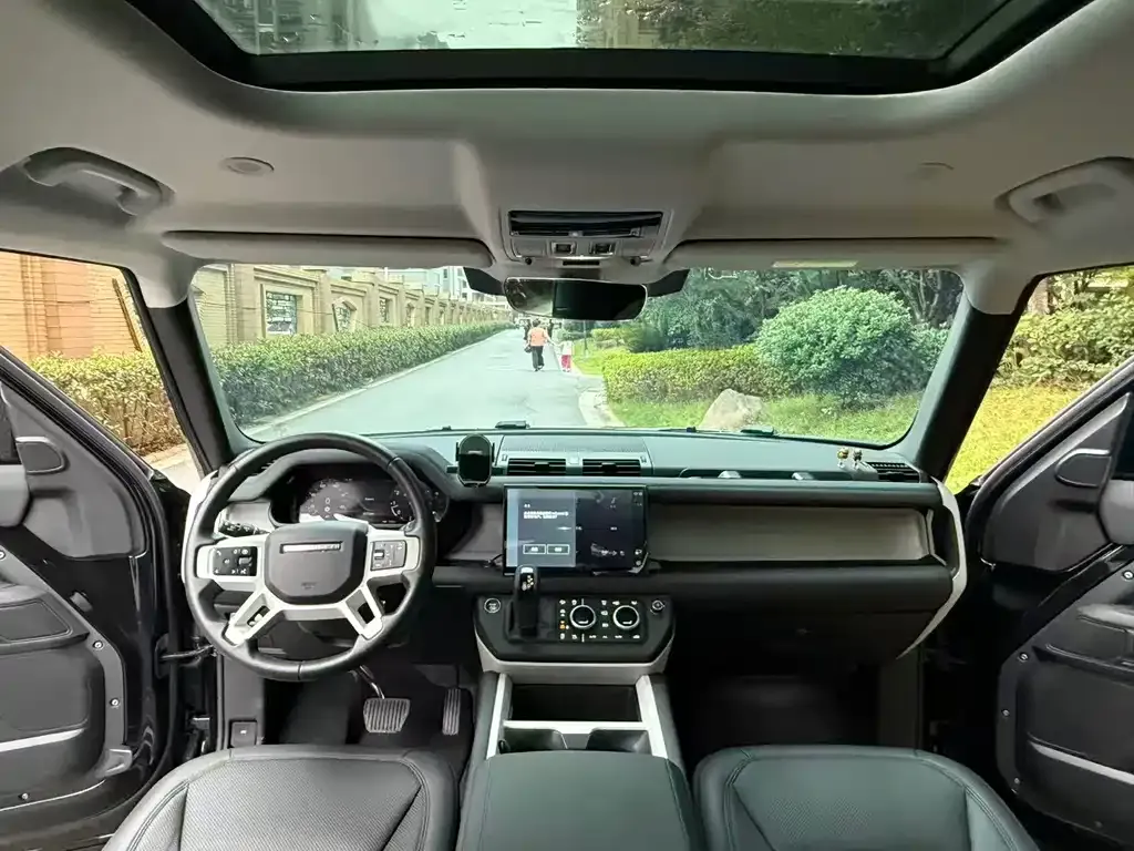 Land Rover Defender — фото 3