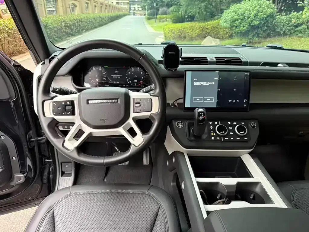 Land Rover Defender — фото 5